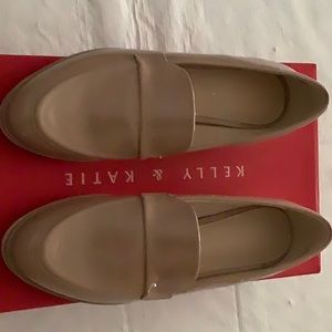 Womens Kelly & Katie shoes patent leather